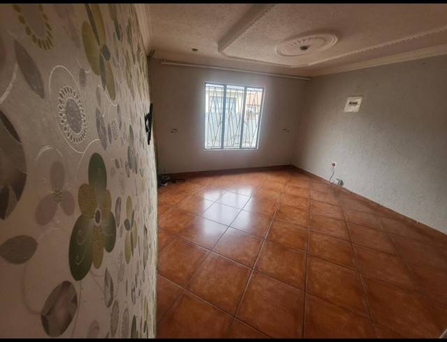 3 BEDROOM HOUSE FOR SALE IN BIRCH ACRES
